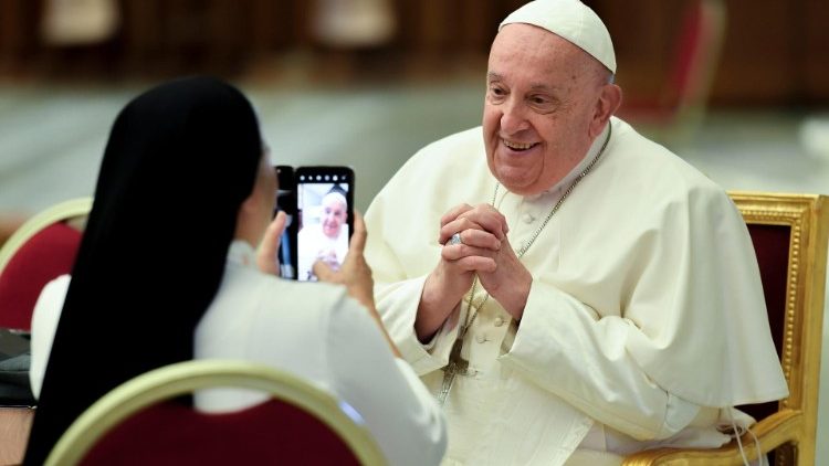 Pope: The Synod Document is a gift to the People of God